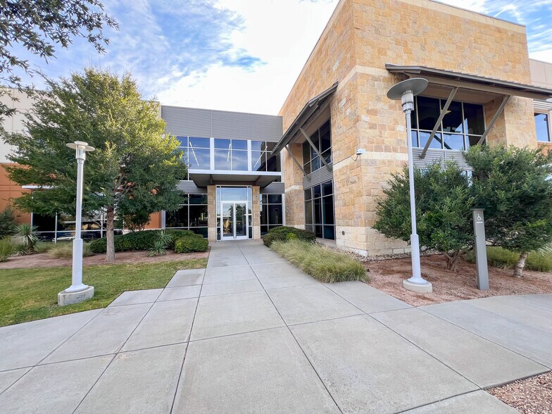 More Photos Of 6301 Holiday Hill Rd, Midland Office For Lease