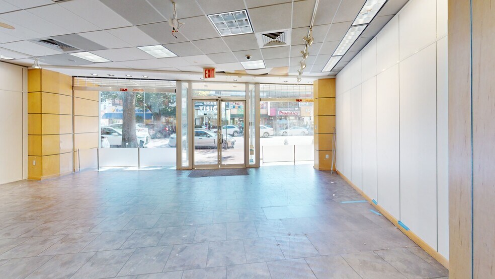 More Photos Of 1313 Kings Hwy, Brooklyn Storefront For Lease