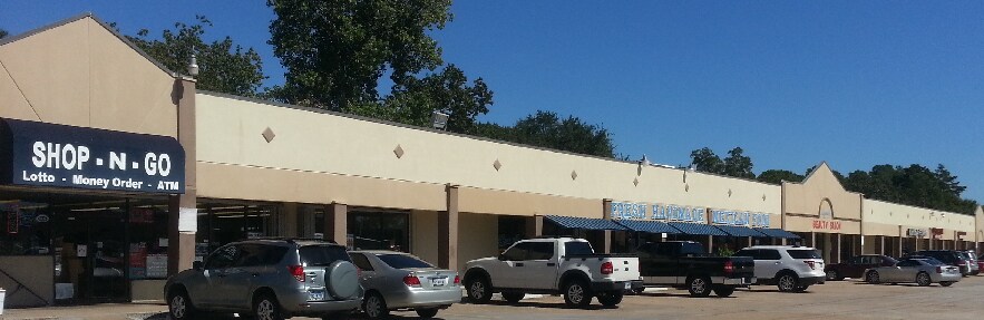 More Photos Of 10706-10728 Grant Rd, Houston Unknown For Lease