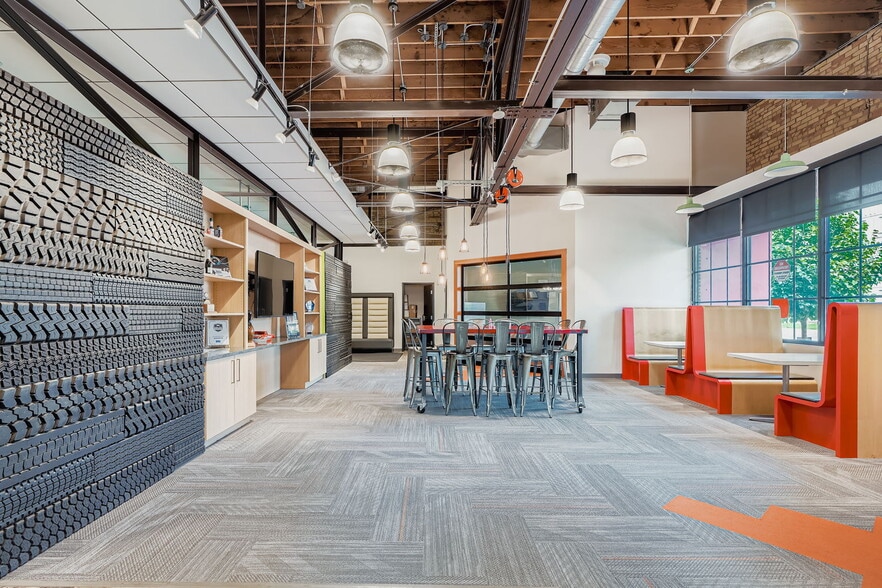 More Photos Of 571 Snelling Ave N, Saint Paul Office For Sale