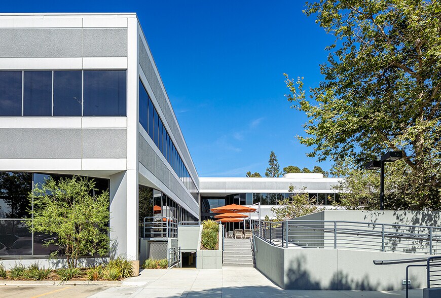 More Photos Of , Orange Office For Sale