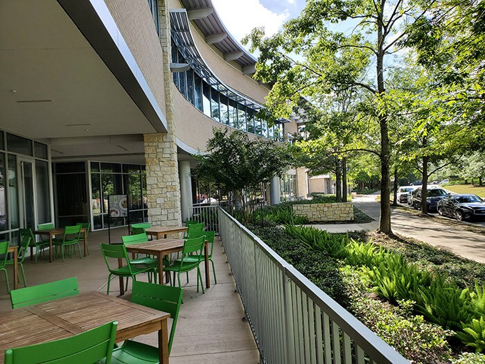 More Photos Of 203 East Shore Drive, The Woodlands Land For Lease