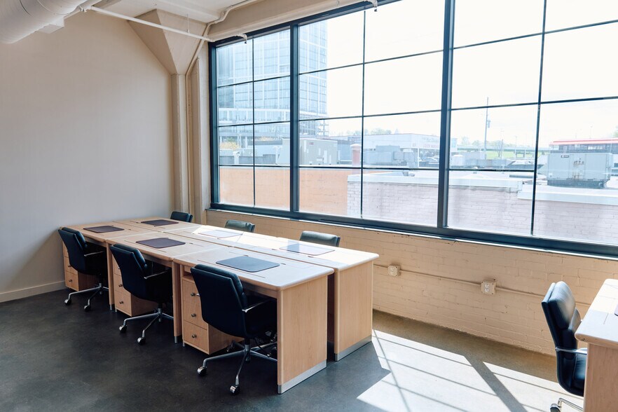 More Photos Of 700 8th Ave S, Nashville Office For Sale