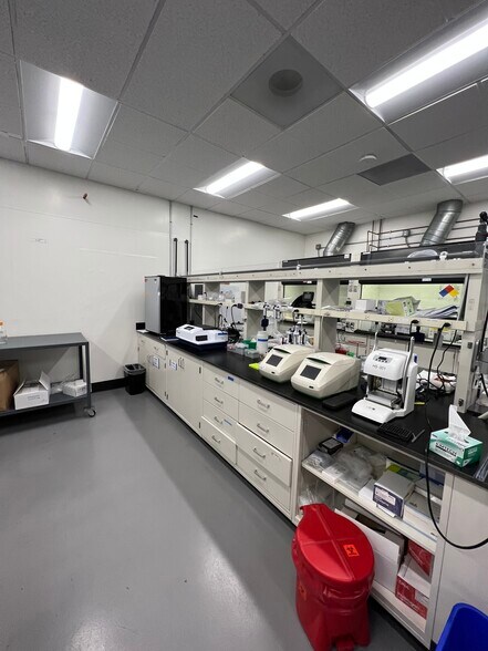 More Photos Of 2830-2850 7th St, Berkeley Medical For Lease