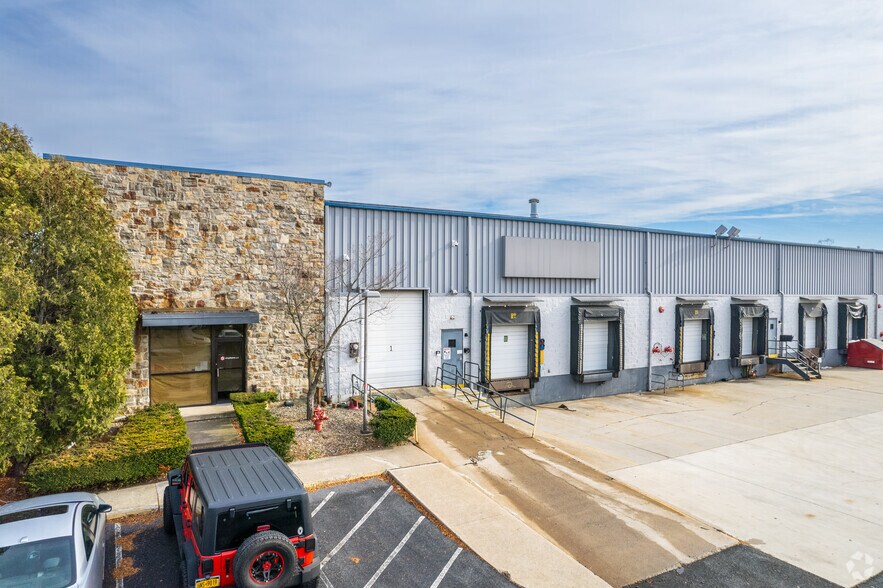 Primary Photo Of 6736 Tilghman St, Allentown Warehouse For Lease