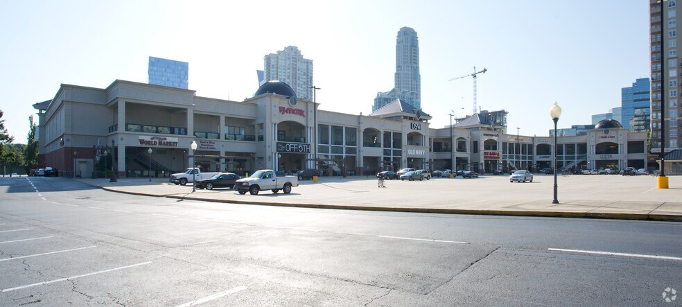 More Photos Of 1 Buckhead Loop, Atlanta Storefront For Lease