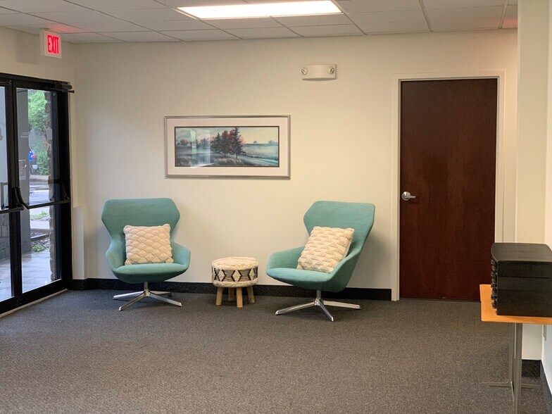 More Photos Of 1160 Pittsford-Victor Rd, Pittsford Unknown For Lease