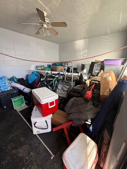 More Photos Of 2135 Bannister Pl, Honolulu Multifamily For Sale