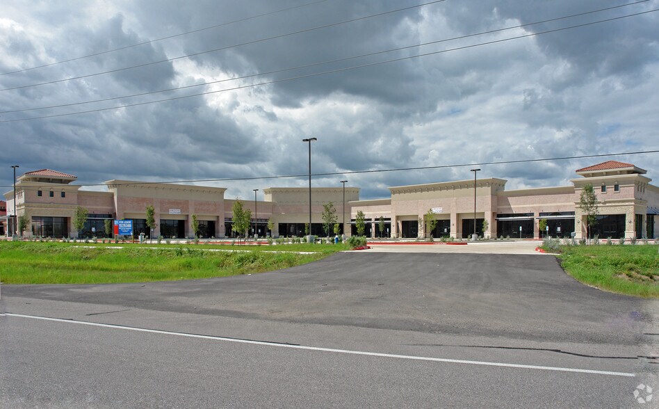 More Photos Of 11901 Shadow Creek Pky, Pearland Unknown For Lease