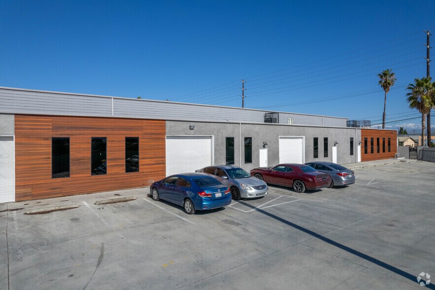 More Photos Of 9000 Arlington Ave, Riverside Manufacturing For Lease