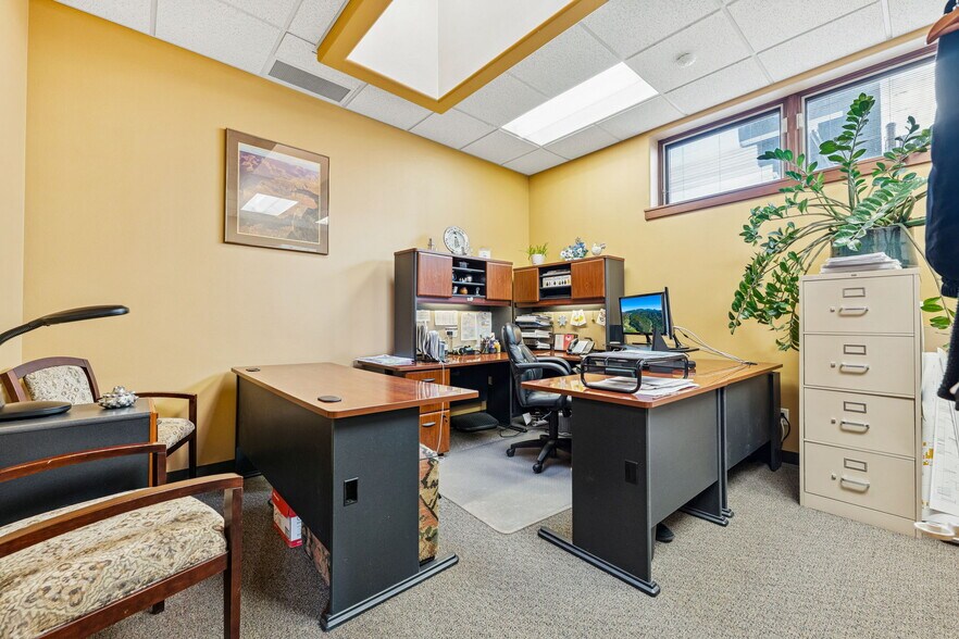 More Photos Of 1910 Main Ave, Durango Office For Sale