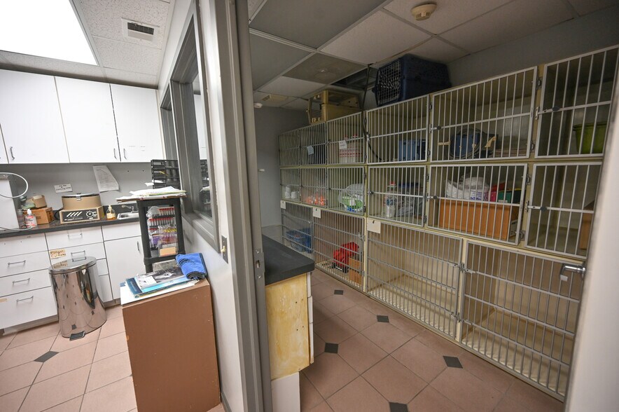 More Photos Of 7189 Lee Hwy, Falls Church Freestanding For Sale