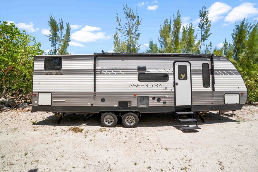 More Photos Of , Big Pine Key Unknown For Sale