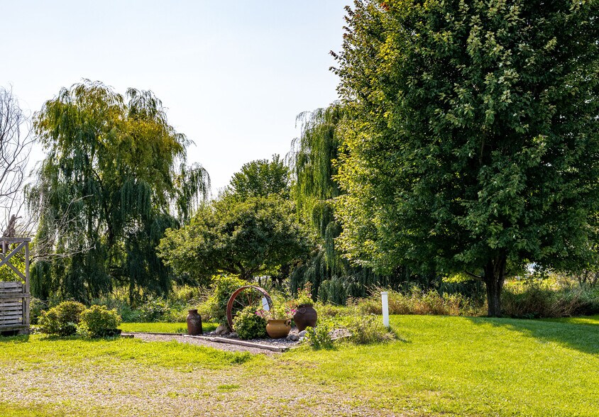 More Photos Of 60445 E Summit Rd W, Ashland Lodge Meeting Hall For Sale