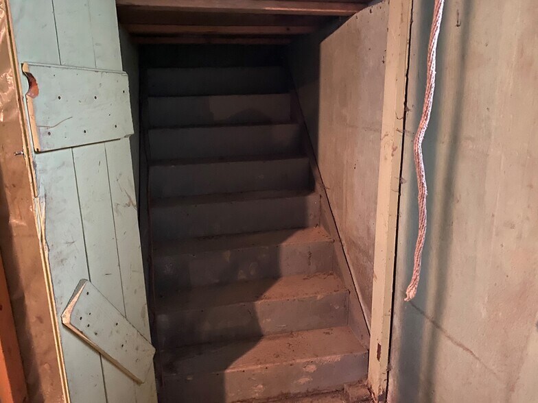 More Photos Of 2404 Union Rd, Cheektowaga General Retail For Sale