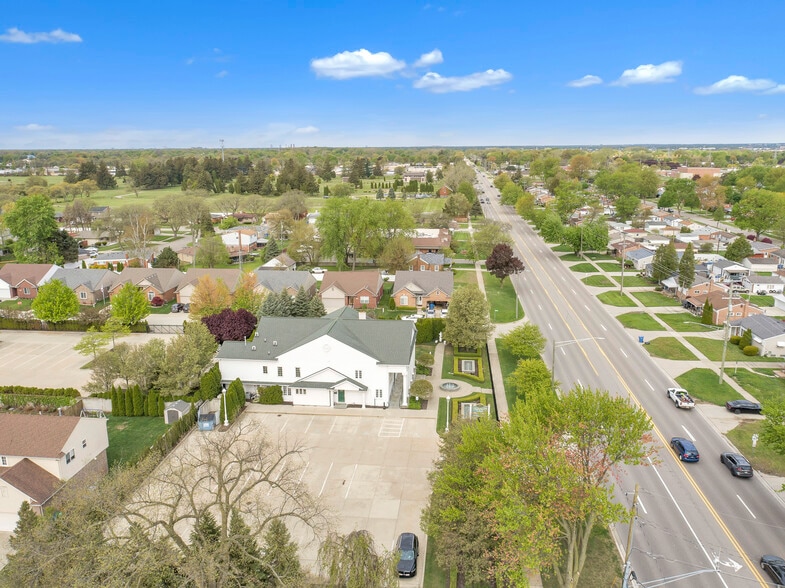 More Photos Of 4860 E 13 Mile Rd, Warren Lodge Meeting Hall For Sale