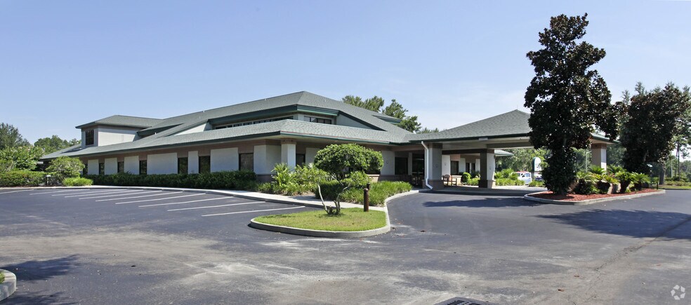 Primary Photo Of 404 NW Hall of Fame Dr, Lake City Medical For Lease