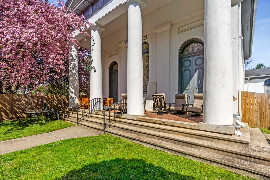 More Photos Of 18 Stone Chapel Ln, Pikesville Religious Facility For Sale