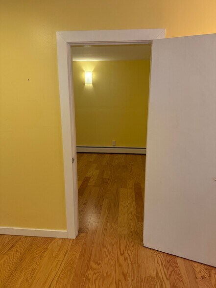 More Photos Of 124 Washington St, Tappan Office For Lease