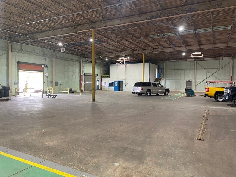 More Photos Of , Lincoln Industrial For Sale