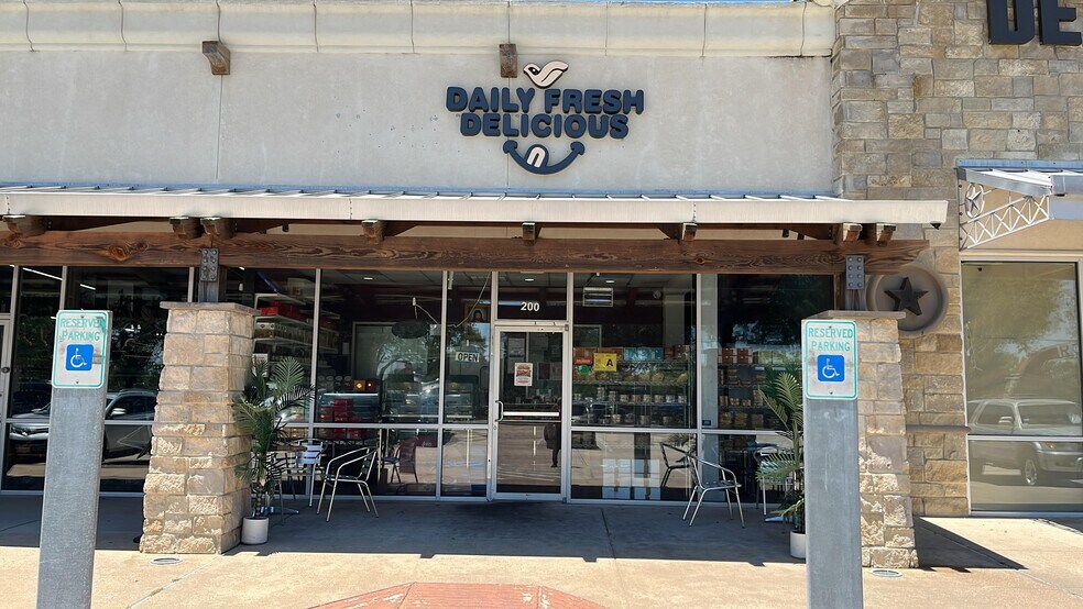 More Photos Of 7260 Highway 6, Missouri City Freestanding For Sale