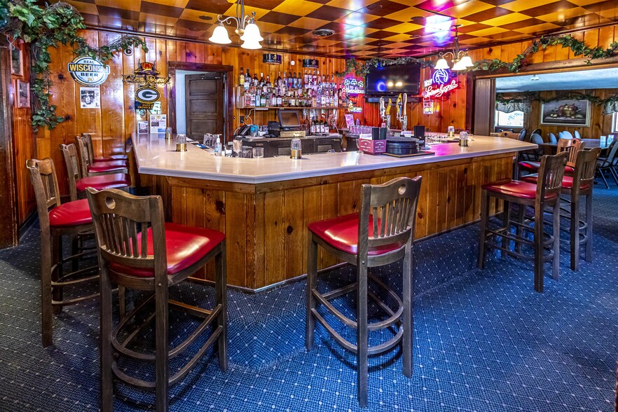 More Photos Of N9581 US Highway 12, Merrillan Restaurant For Sale