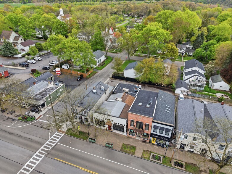 More Photos Of 453 Center St, Lewiston Restaurant For Lease