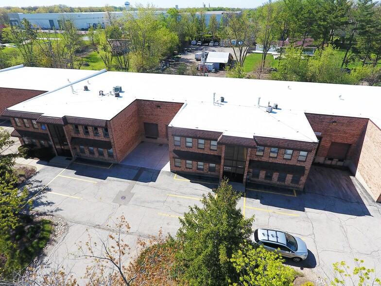 More Photos Of 4059-4081 Joseph Dr, Waukegan Light Distribution For Sale