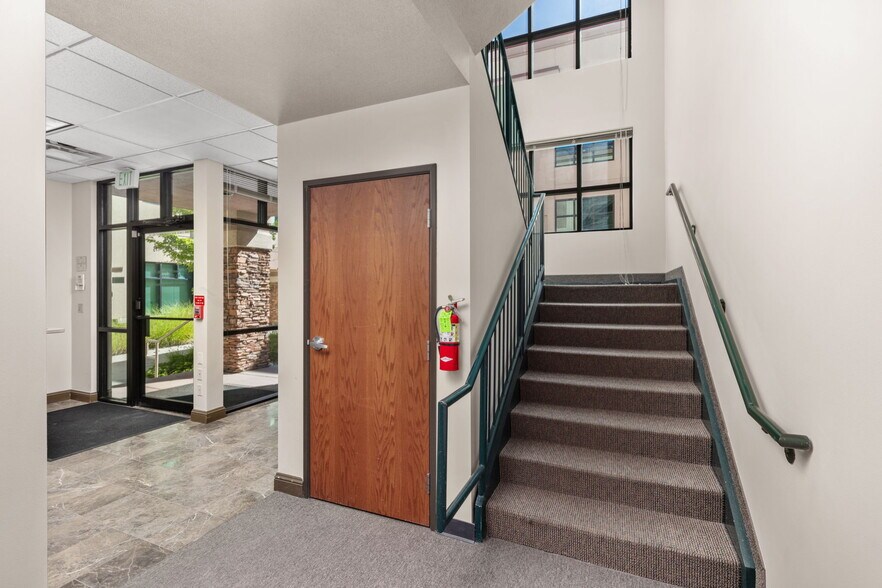 More Photos Of 9226 Teddy Ln, Lone Tree Office For Lease