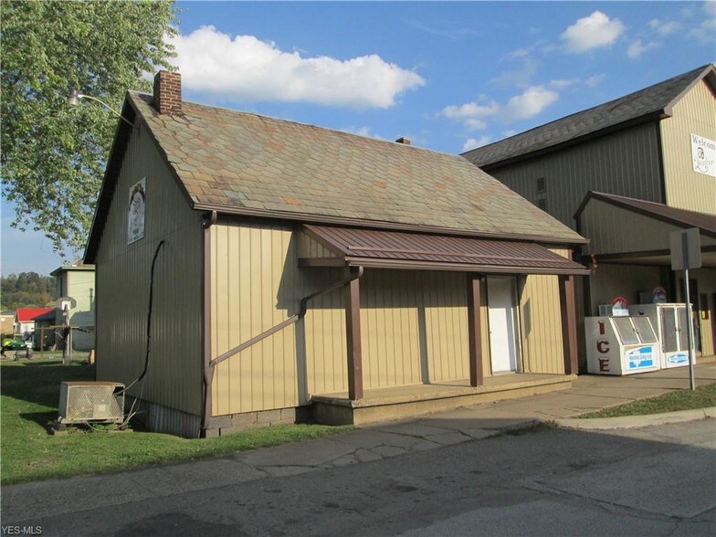 More Photos Of 145 Pike St, Quaker City Storefront For Sale