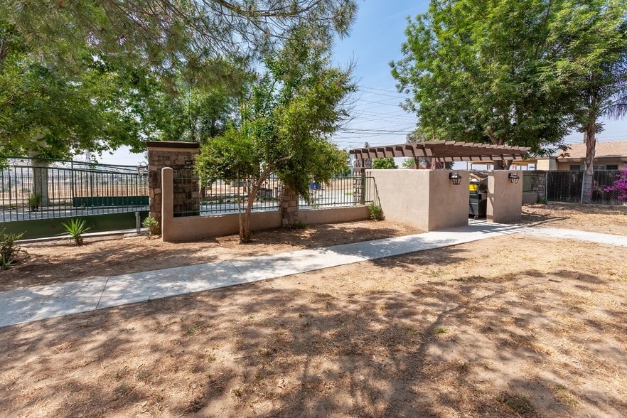 More Photos Of 22113 Grand Terrace Rd, Grand Terrace Manufactured Housing Mobile Home Park For Sale
