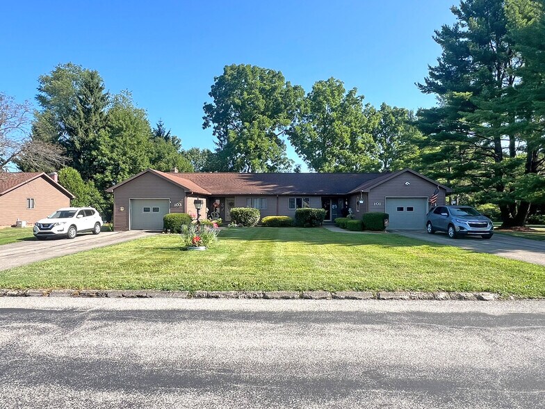 More Photos Of 27 Quartermile Rd, Greenville Multifamily For Sale