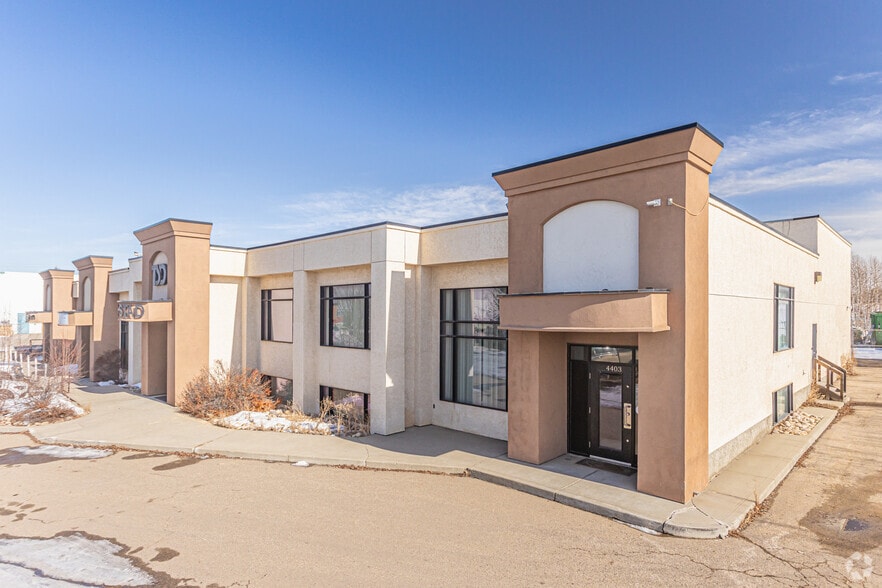 More Photos Of 4403-4413 94 St NW, Edmonton Light Distribution For Sale