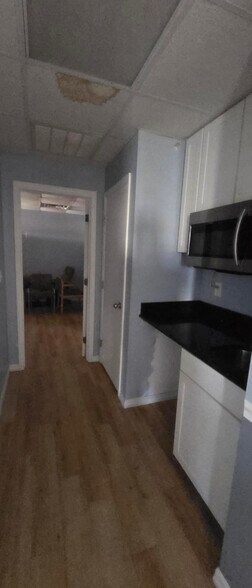 More Photos Of 17341 Alico Center Rd, Fort Myers Warehouse For Lease