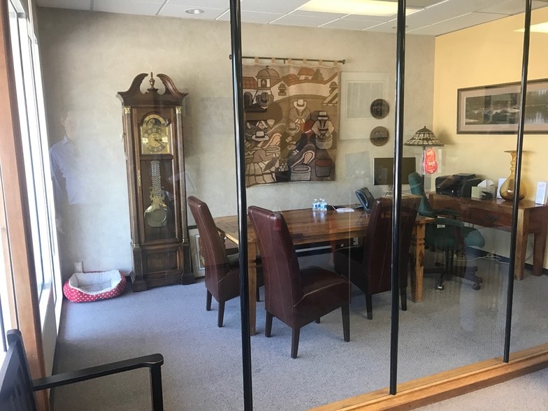 More Photos Of 8465 Old Redwood Hwy, Windsor Freestanding For Sale