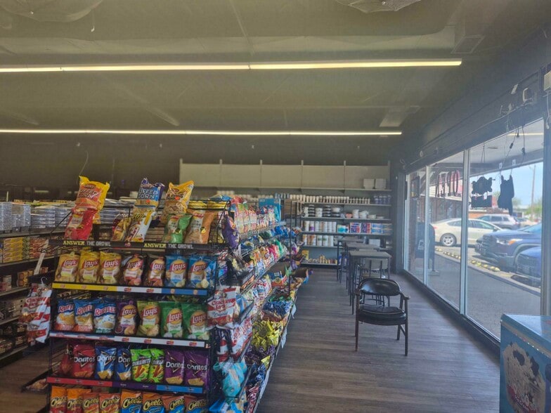 More Photos Of 5470 Camp Rd, Hamburg Convenience Store For Lease