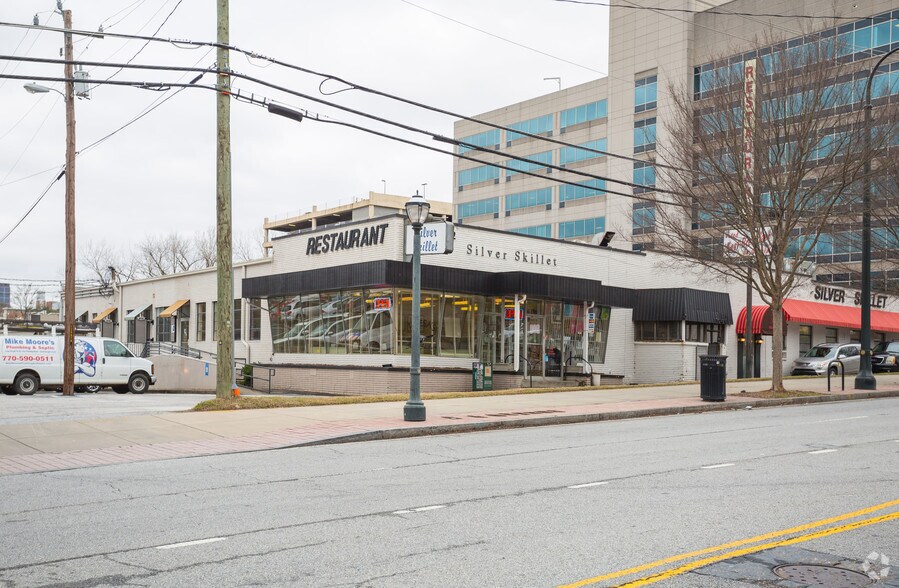 More Photos Of 216 14th St NW, Atlanta Coworking Space