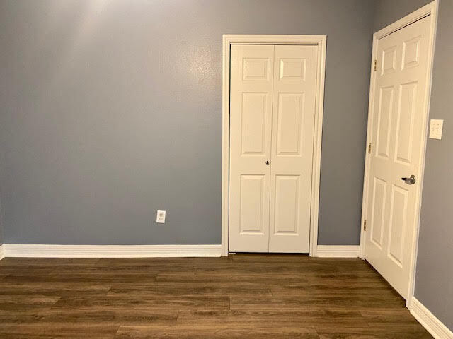 More Photos Of 7648 Broadview Dr, Houston Apartments For Sale