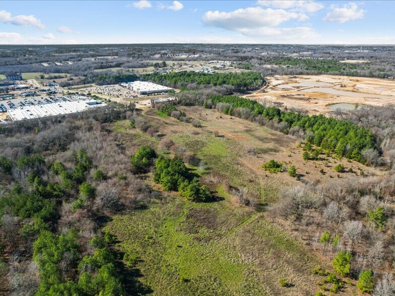 More Photos Of 0 CR 472, Lindale Land For Sale