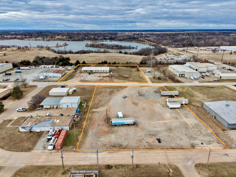 More Photos Of 3514 N Park Dr, Stillwater Truck Terminal For Sale