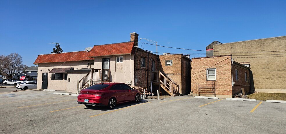 More Photos Of 9611 Southwest Hwy, Oak Lawn Storefront Retail Office For Sale