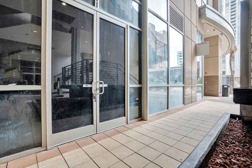 More Photos Of 25 E Church St, Orlando General Retail For Sale