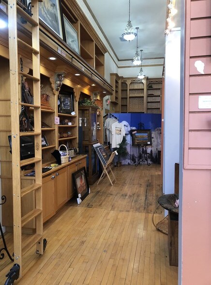 More Photos Of 605 Main St, Rapid City General Retail For Lease