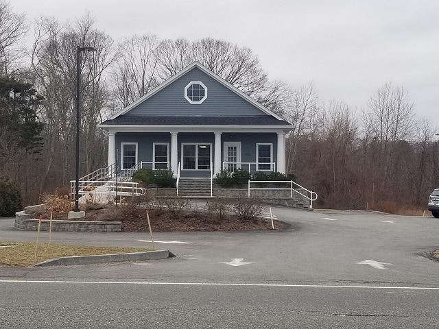 More Photos Of 2302 Gar Hwy, Swansea Storefront Retail Office For Lease