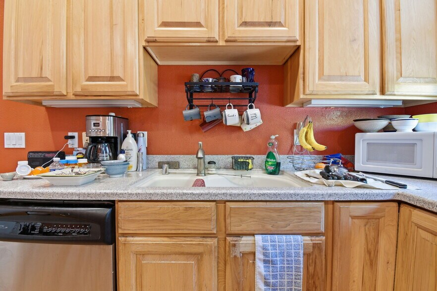 More Photos Of 931 Chestnut St, Alameda Multifamily For Sale