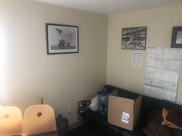 More Photos Of 1001 Farmington Ave, Bristol Medical For Sale