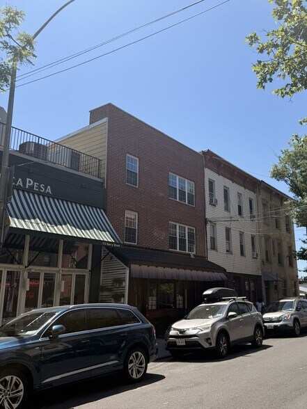 More Photos Of 117 Berry St, Brooklyn Storefront Retail Residential For Sale