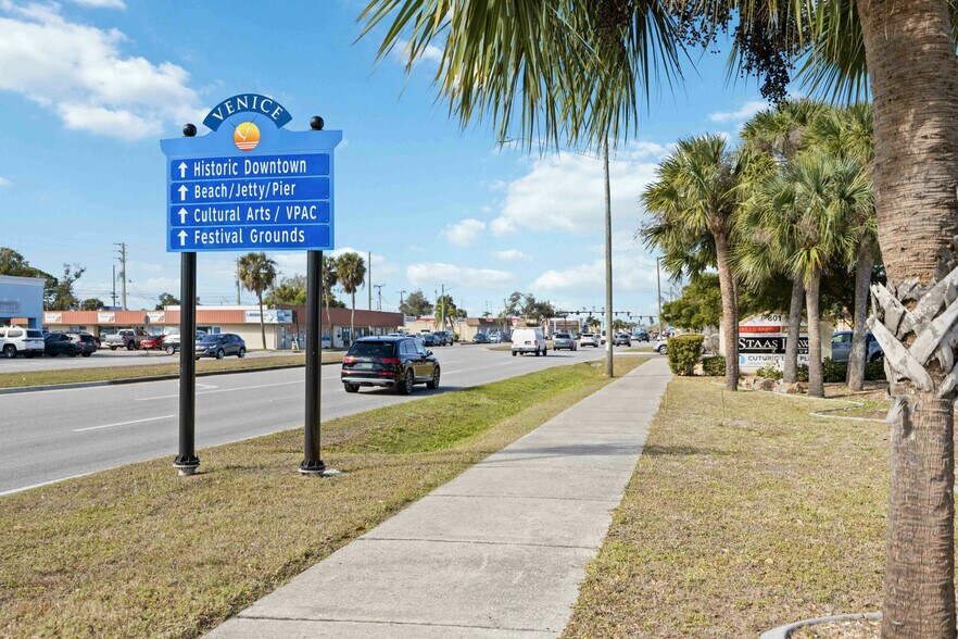 More Photos Of 841 E Venice Ave, Venice Land For Sale