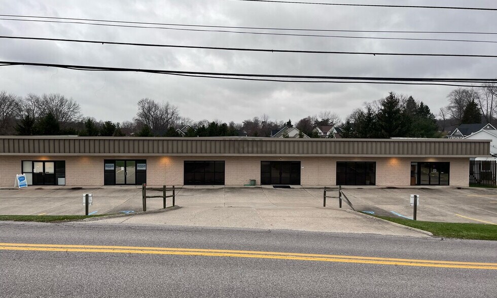 Primary Photo Of 3006 Mount Vernon Rd, Hurricane Office Residential For Sale