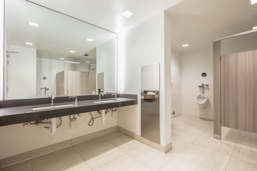 More Photos Of 2953 Bunker Hill Ln, Santa Clara Loft Creative Space For Lease